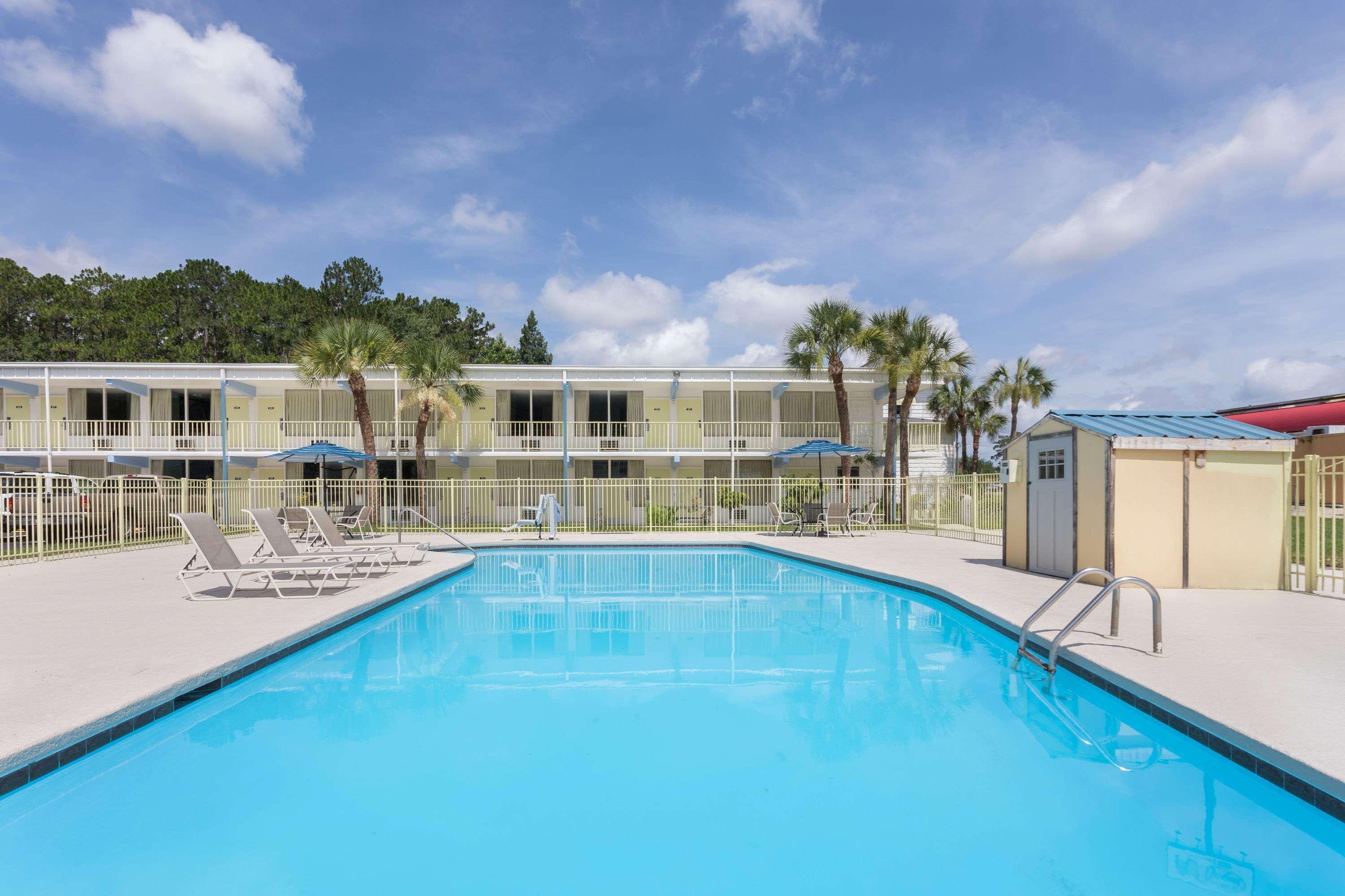 מלון Super 8 By Wyndham Kingsland I-95 Naval Base Area מראה חיצוני תמונה